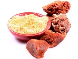 asafoetida kruidenhars en poeder