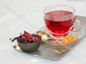 How does hibiscus tea affect blood pressure?