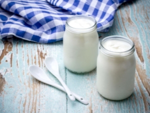 Làm thế nào để làm cho kefir từ sữa tại nhà?