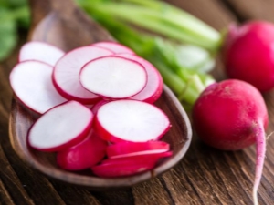 Radijs: calorieën, voordelen en nadelen van een groente