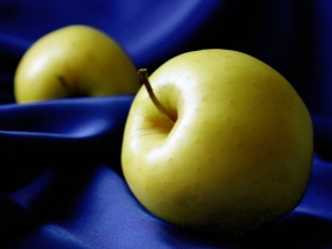 Golden apples: calories, BJU, benefits and harms