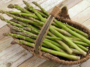 Caloriegehalte van verschillende soorten asperges 