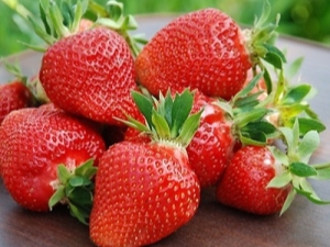 Strawberry Fleur: beschrijving en groeiproces 