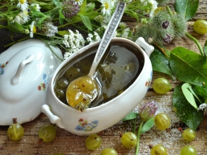 Kenmerken van kruisbessenjam maken zonder te koken