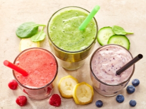 Fruit smoothies in een blender: de lekkerste recepten