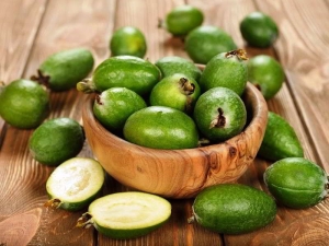 Feijoa-smaak: beschrijving en combinaties