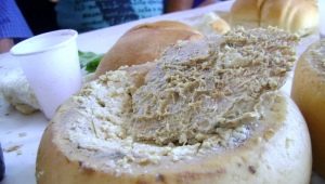 Features of Casu Marzu cheese with larvae