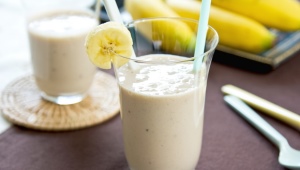 Smoothies met kefir: voordelen, nadelen en beste recepten