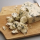 Gorgonzola-kaas: beschrijving, soorten en tips voor eten