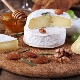 Camembert và Brie: một loại pho mát khác với pho mát khác như thế nào, loại nào ngon hơn và chúng được ăn với gì?