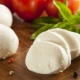 Mozzarella: calo và thành phần