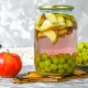 Compote van druiven en appels voor de winter: populaire recepten