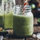 Bagaimana anda membuat smoothies untuk makan malam?