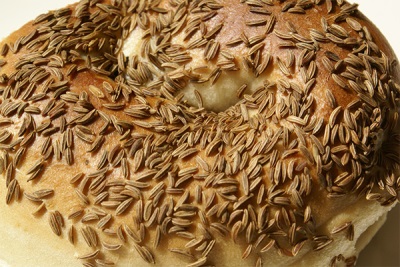 Bánh mì với thì là