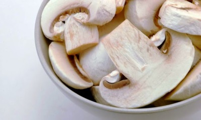 Champignons crus