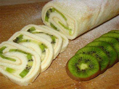 Biscuit roulé au pélargonium